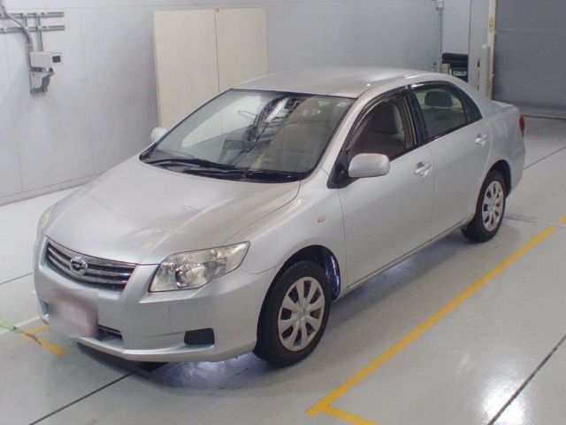 30483 Toyota Corolla axio NZE141 2011 г. (CAA Chubu)